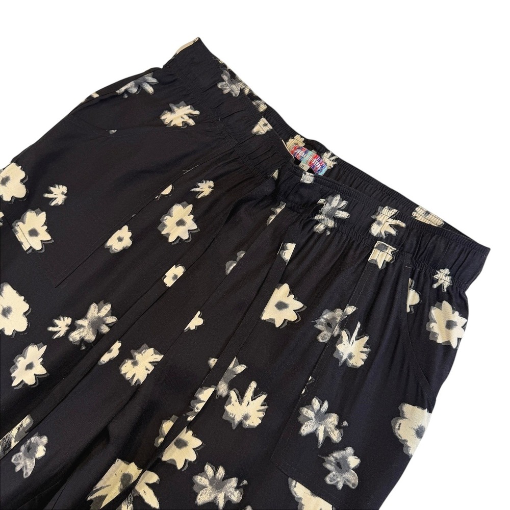 Urban Outfitters Floral Wide Leg Cargo Pants Black White XL NWT Boho